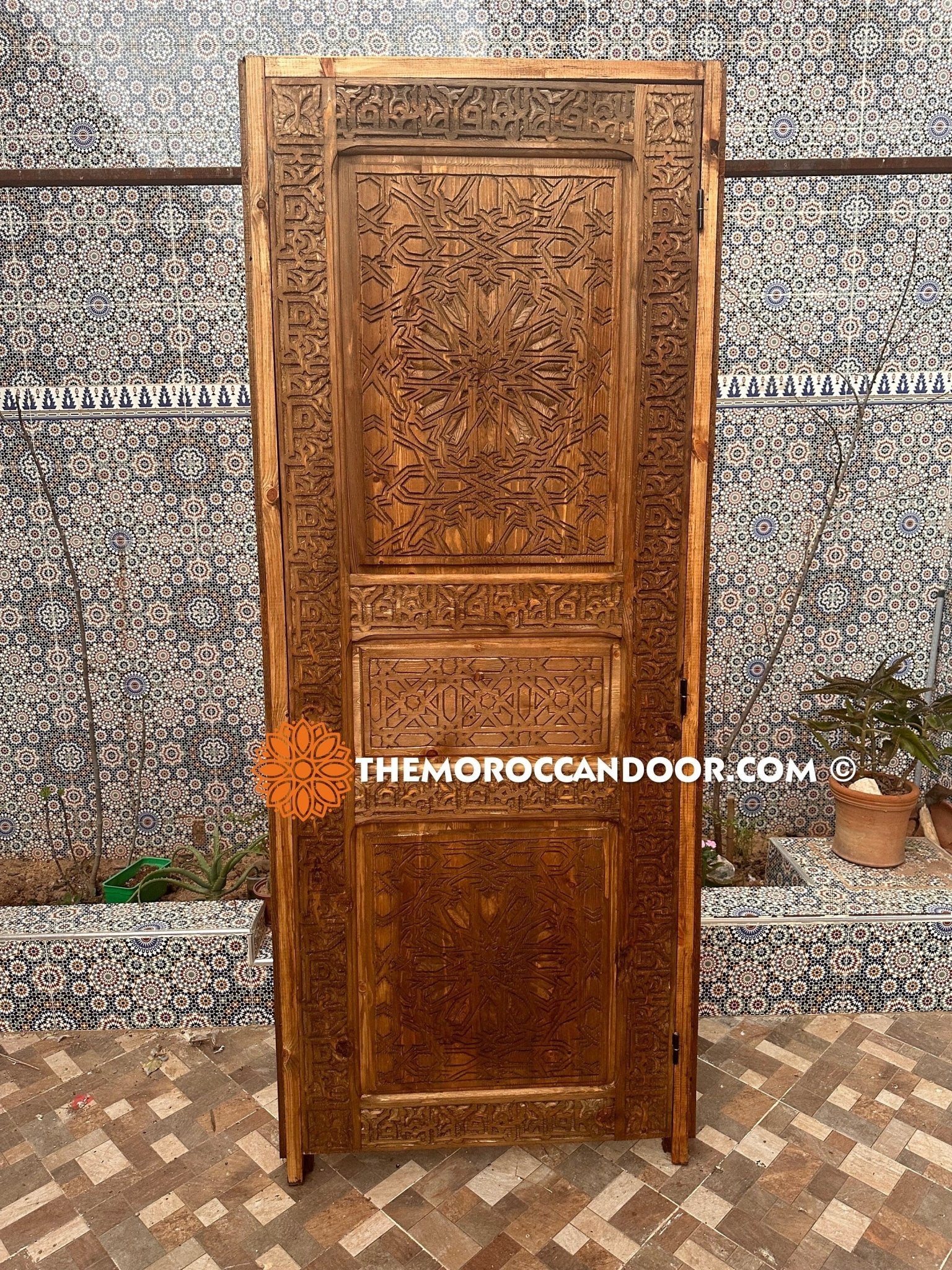 Hand Carved Wood Door with Solid Wood Breing a Timeless Legacy for Your Home, We can also Make It According to your Measurements