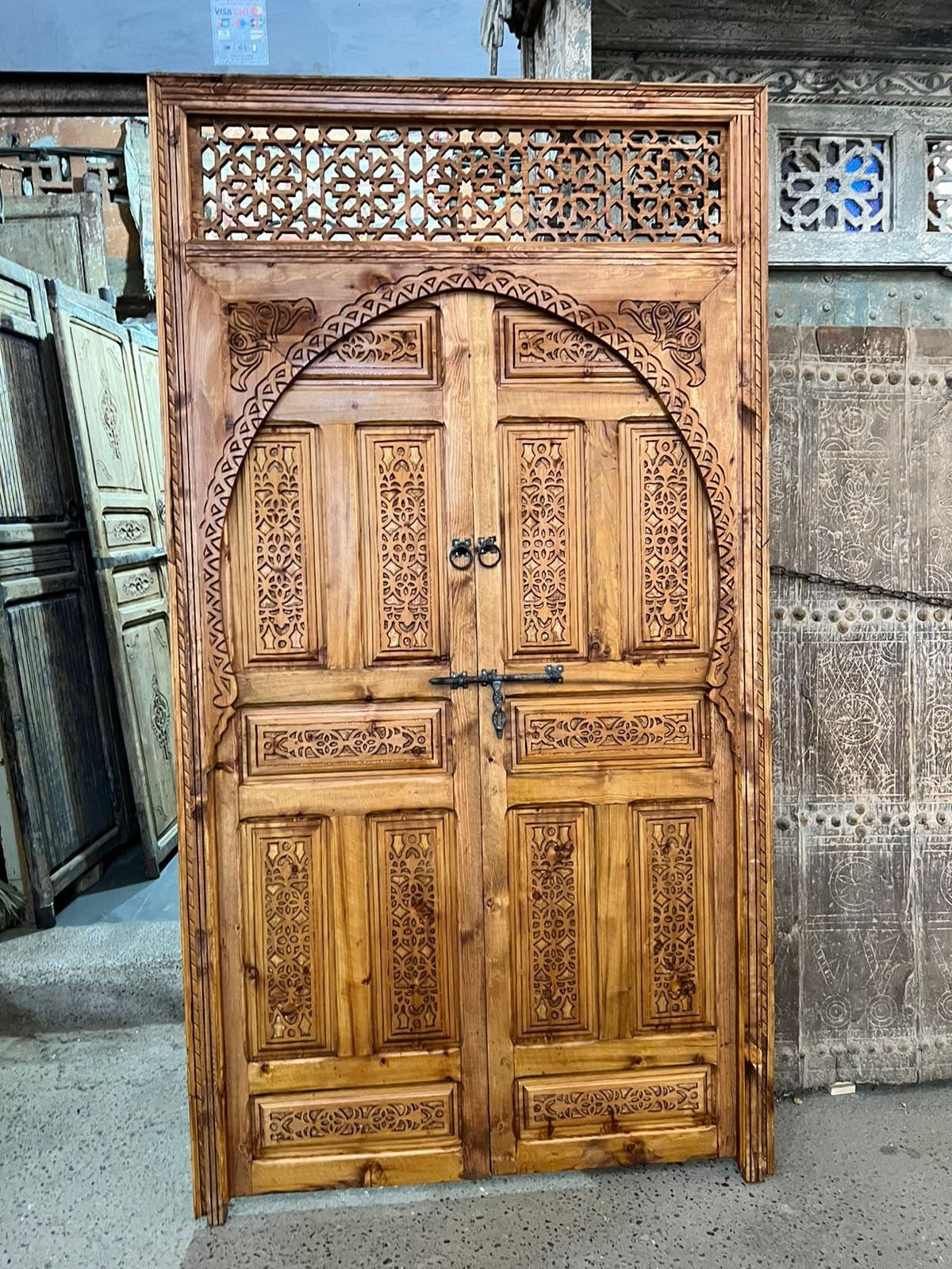 Beautiful Traditionnel Moroccan Carved Wood Door, With an illustration of Mooring Model, Reclaimed door, Entrance Door .