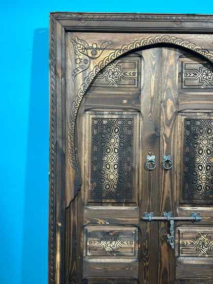 Porte d'exterieur et d intérieure, Porte marocaine, Wall deco Double Carved Wooden Door marocaine, déco murale, tailler la porte sculpté ,