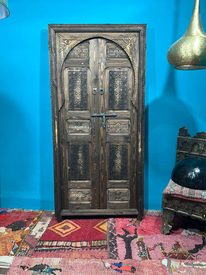 Porte d'exterieur et d intérieure, Porte marocaine, Wall deco Double Carved Wooden Door marocaine, déco murale, tailler la porte sculpté ,