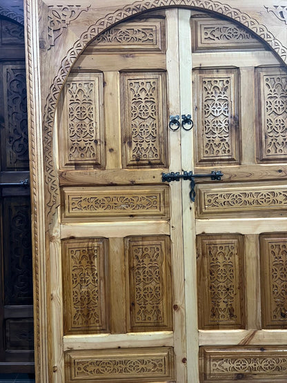 Large handmade wooden Carved door with the possibility of making it to measure for your entrance door, interior or exterior, wall decoration